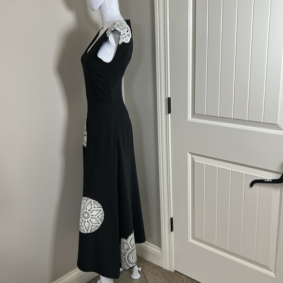 Tory Burch Dress Black Embroidered Lace Applique Resort Collection Sleeveless 0 - Picture 8 of 12